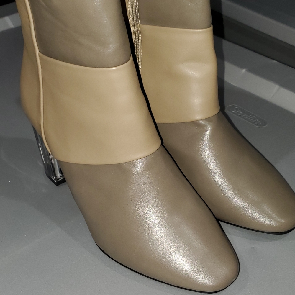 Ankle boots